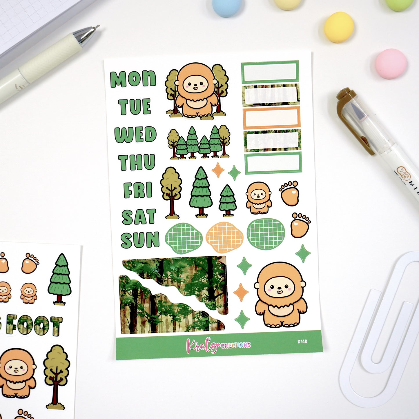 D140 | Chibi Big foot Journaling sticker