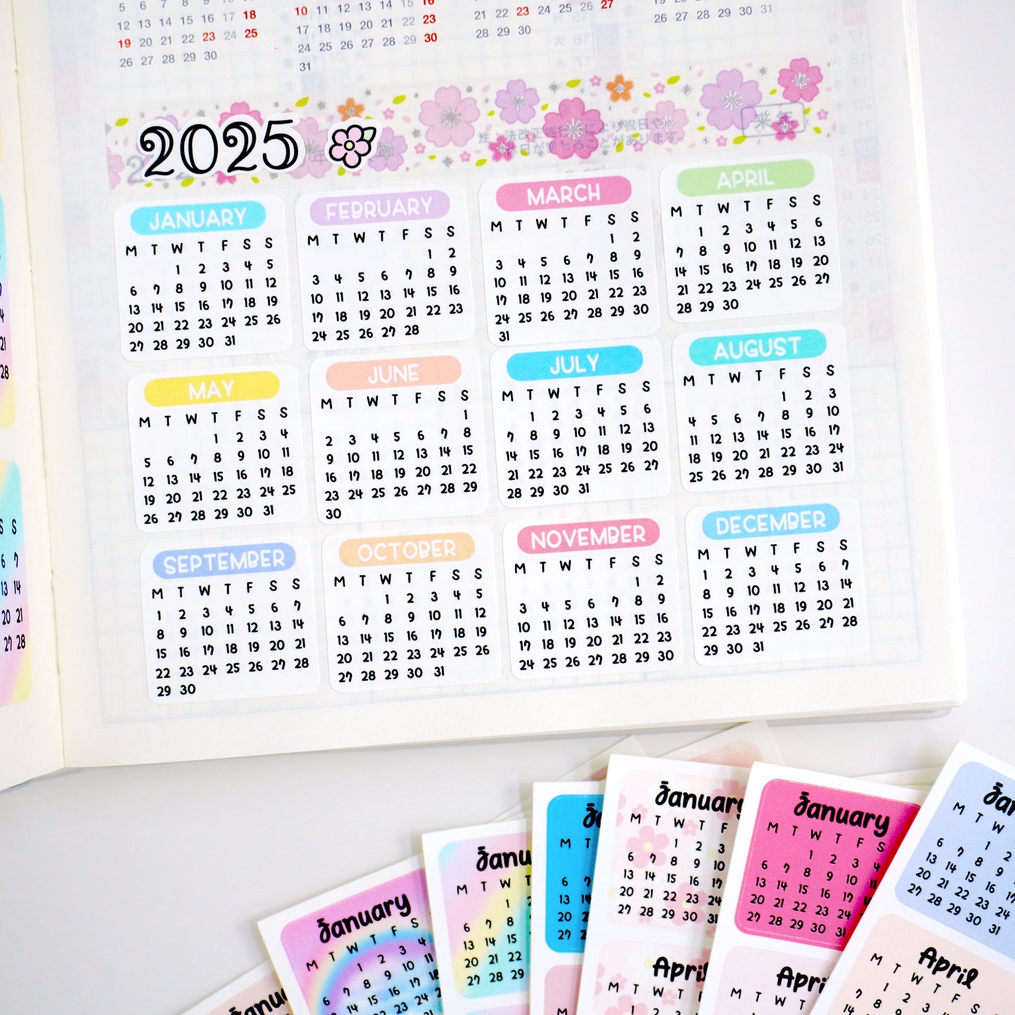 D09 | 2025 Calendar (1 inch)