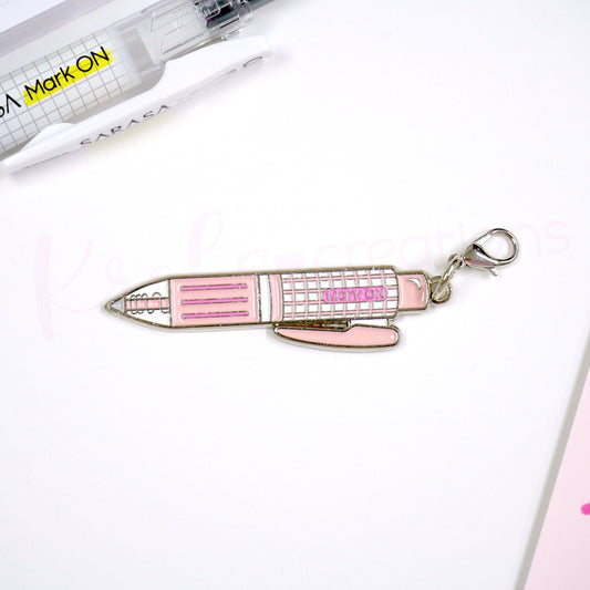 Sarasa MarkON pen enamel charm