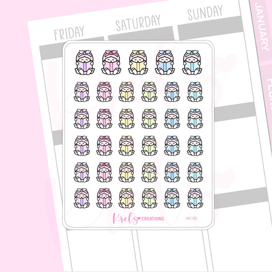 HK180 | Lil Reading a book